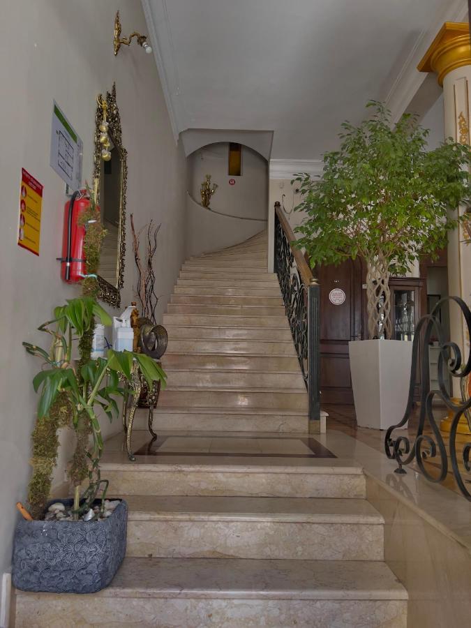 فندق باتوميفي  Luxors Garden المظهر الخارجي الصورة